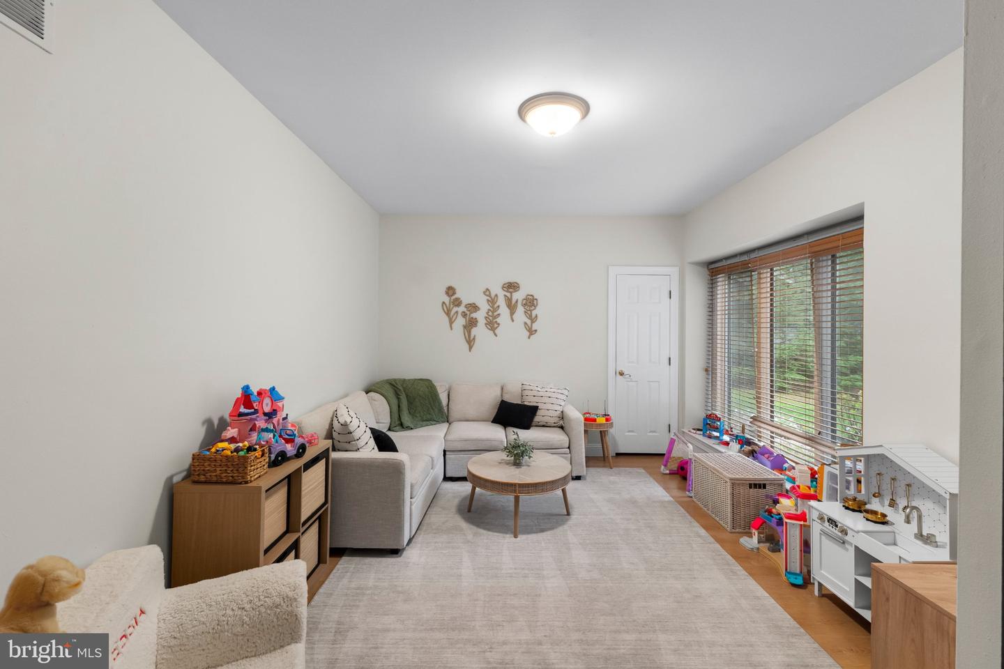 209 Shady Knoll Ln Property Photo 33