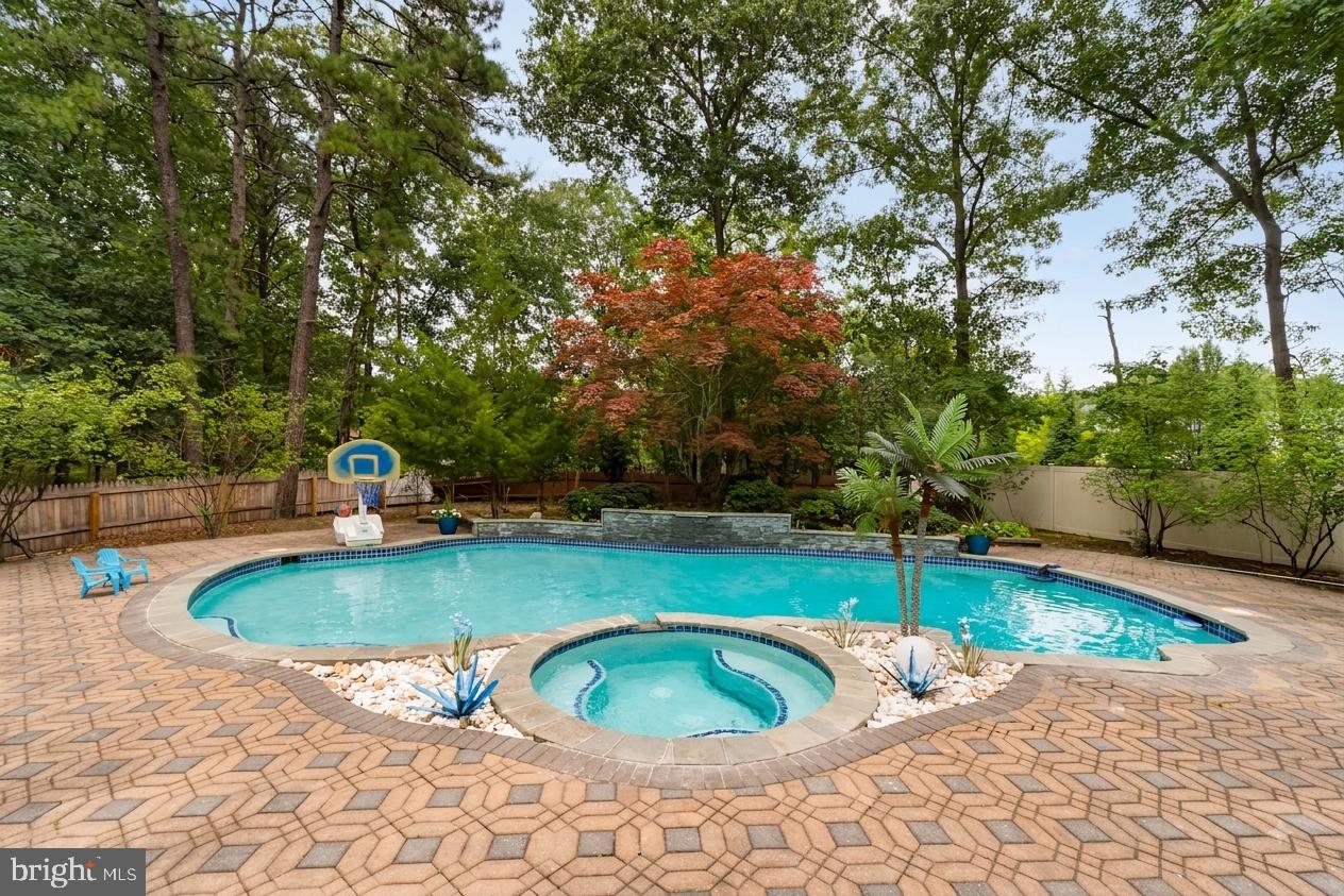 209 Shady Knoll Ln Property Photo 34