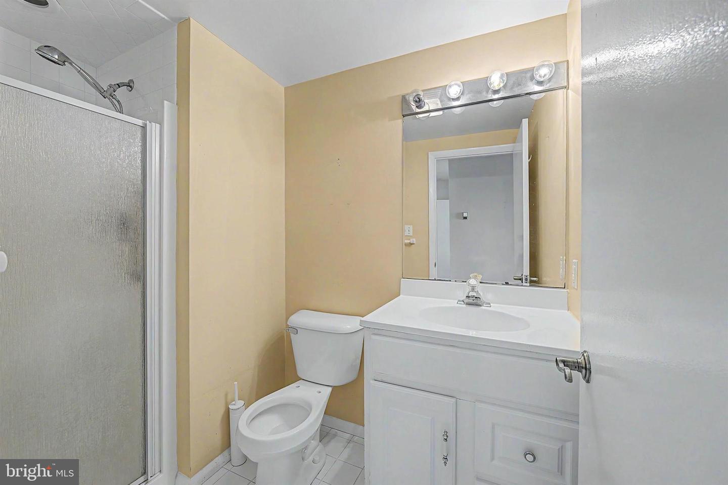 5000 Boardwalk #506 Property Photo 15