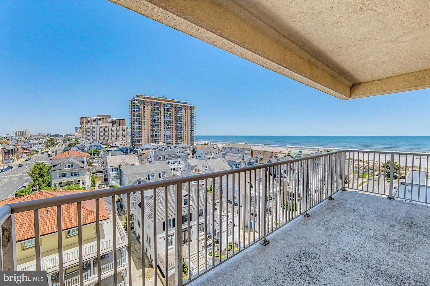 5000 Boardwalk #506 Property Photo 17