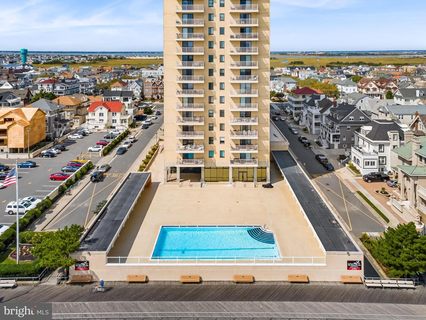 5000 Boardwalk #506 Property Photo 41
