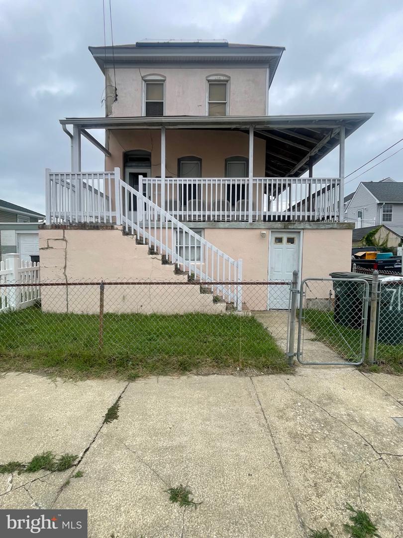 1909 MAGELLAN AVE Property Photo 1
