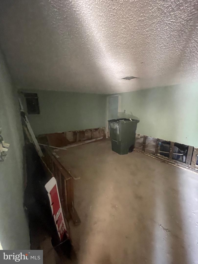1909 Magellan Ave Property Photo 35