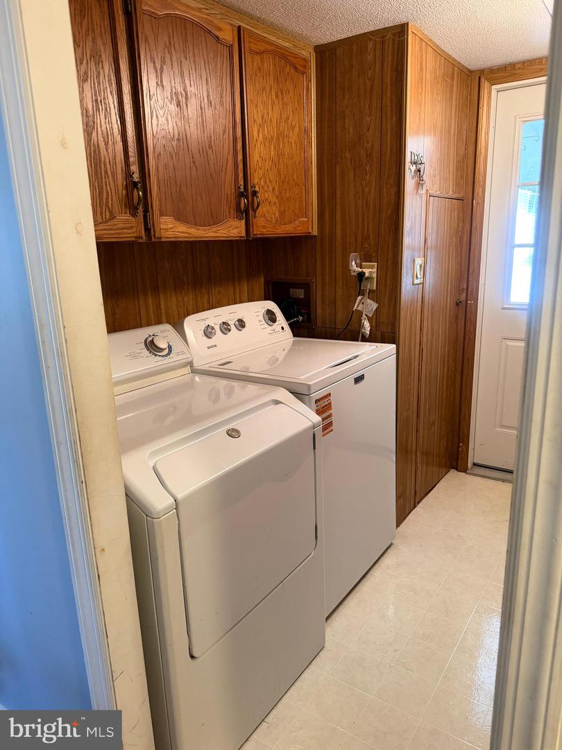 273 Mayflower Dr Property Photo 15