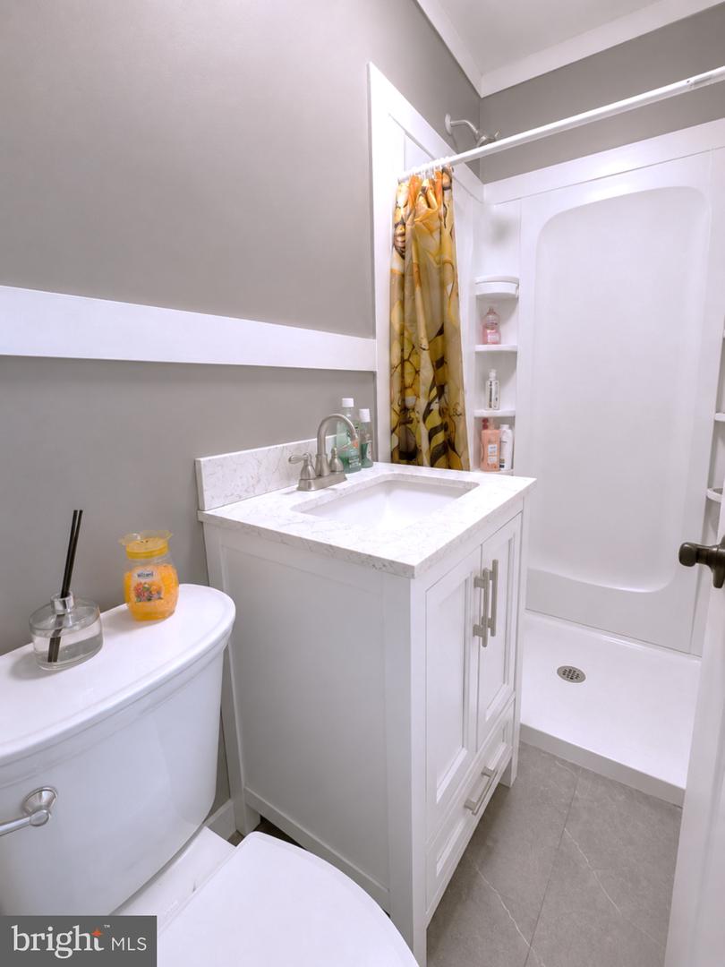 312 E Ridgewood Ave Property Photo 17