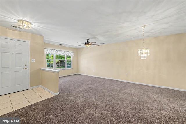 676 E Chancery Ln Property Photo 7