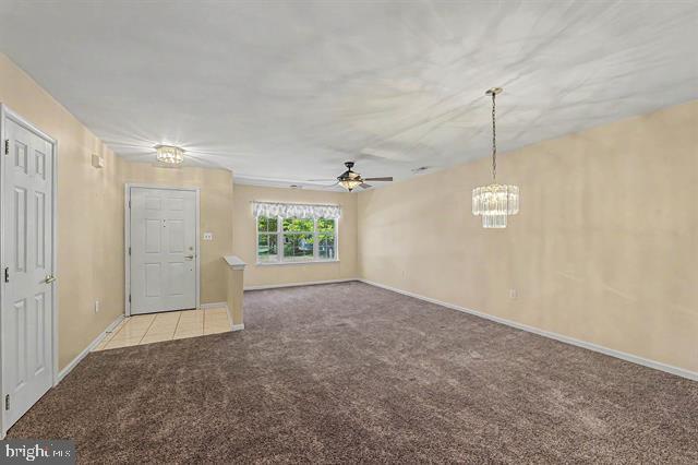 676 E Chancery Ln Property Photo 8
