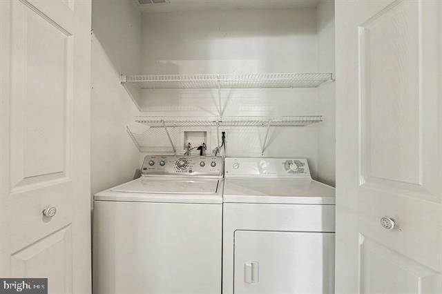 676 E Chancery Ln Property Photo 24