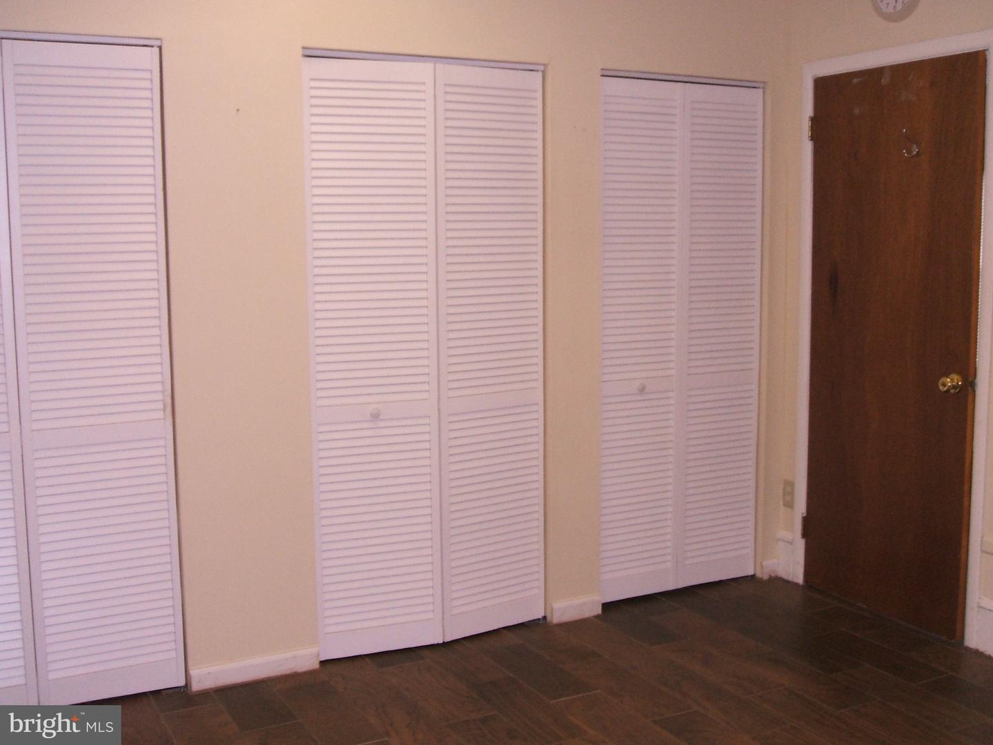 32 Black Horse Pike Property Photo 9