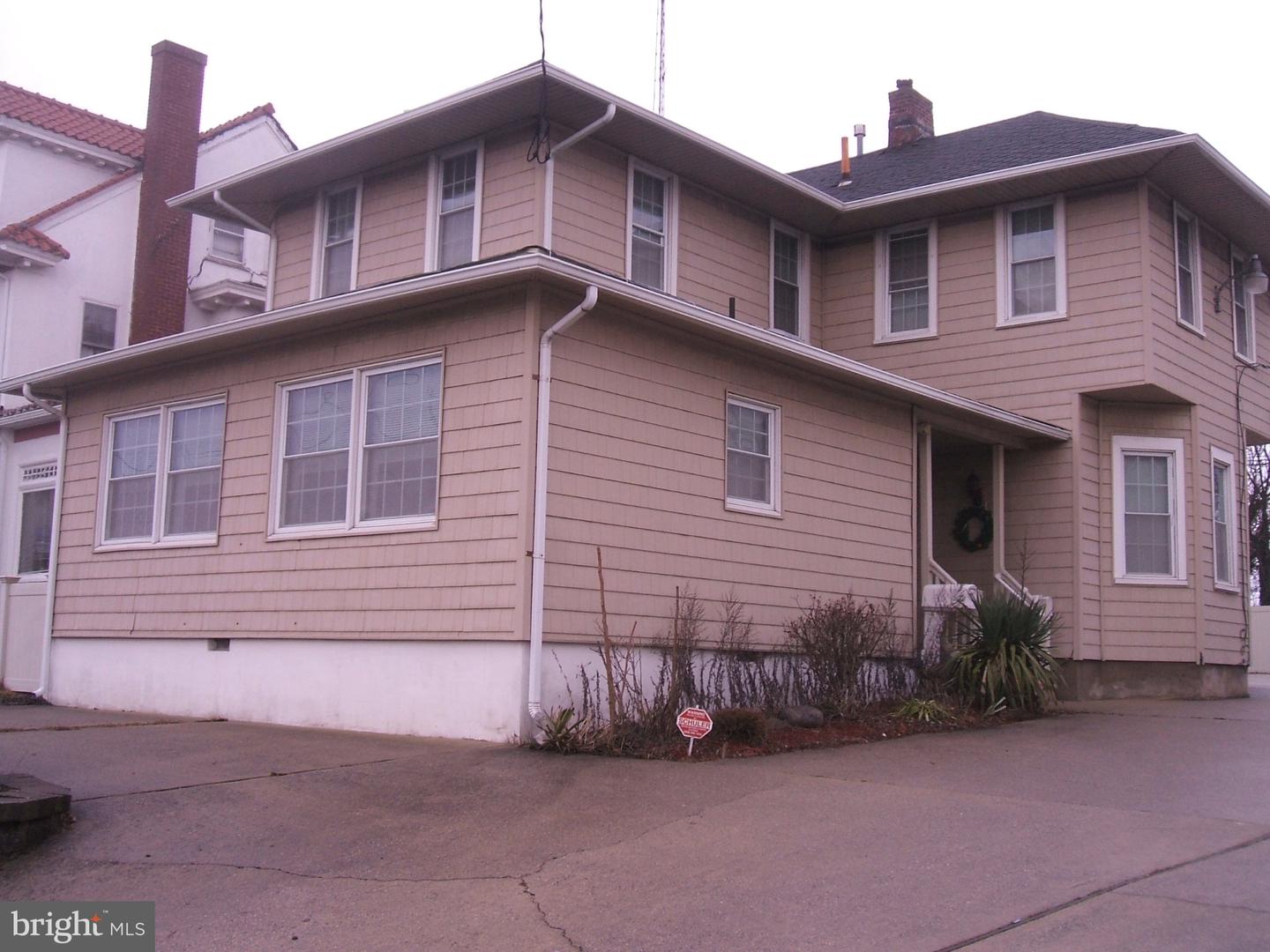 32 Black Horse Pike Property Photo 13