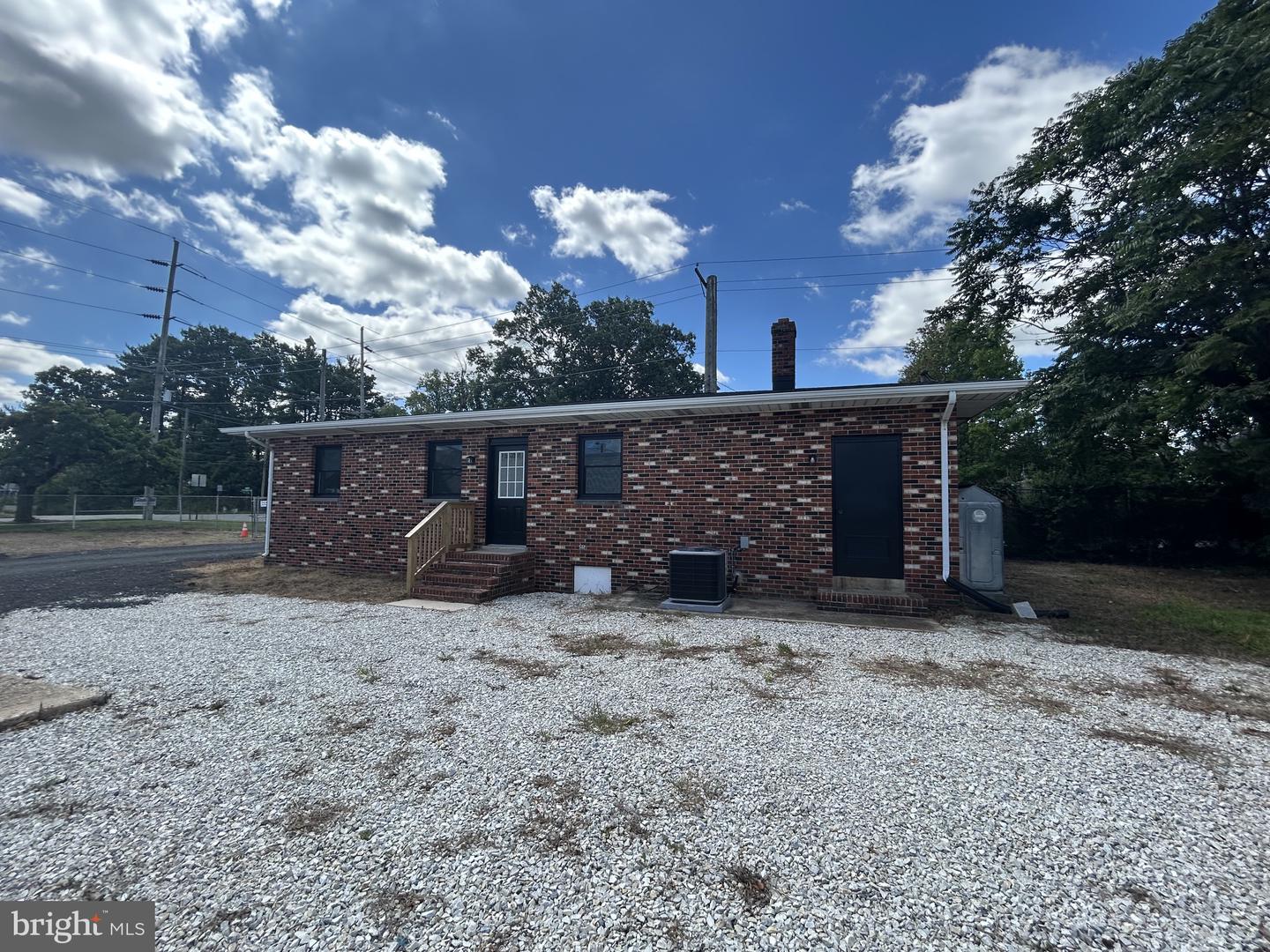 95 Lincoln Ave Property Photo 12