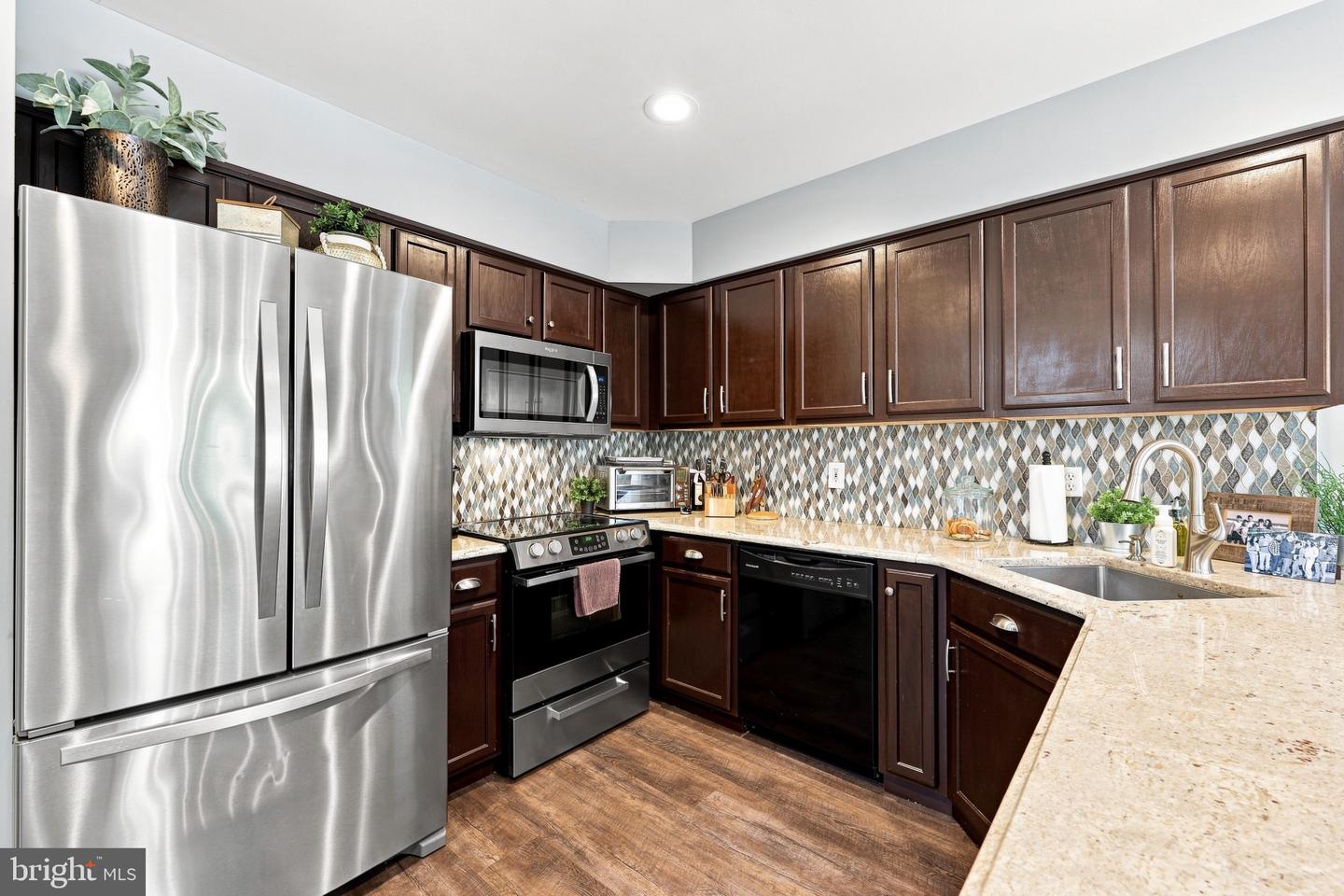 25 Kay Dr Property Photo 12