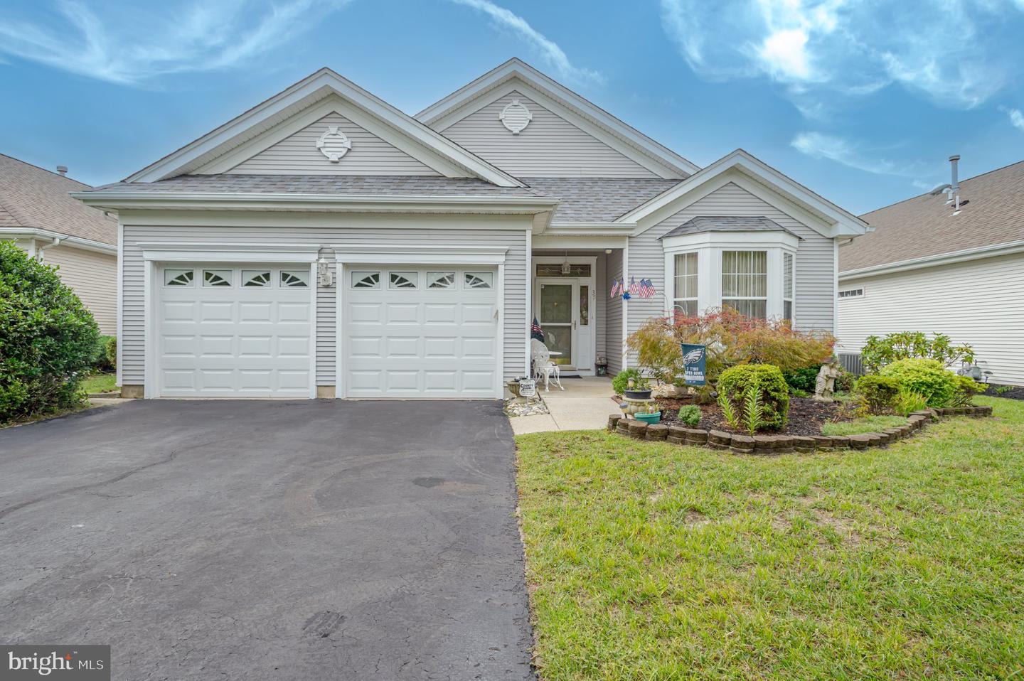 37 Pembrooke Way Property Photo 1