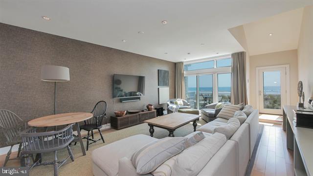 5208 Boardwalk Property Photo 13