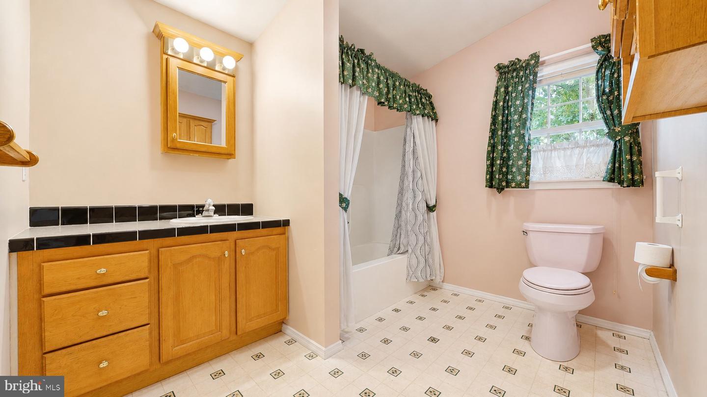 269 Pebble Beach Dr Property Photo 32