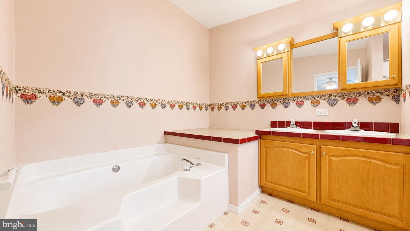 269 Pebble Beach Dr Property Photo 37