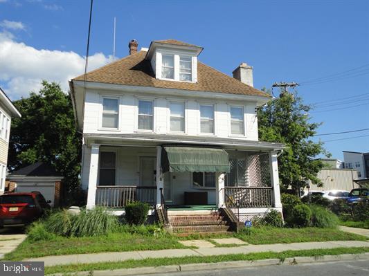 8 N 2nd St Property Photo 1