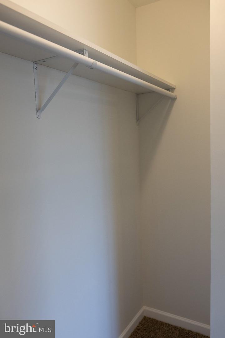 205 Sumner St Property Photo 20