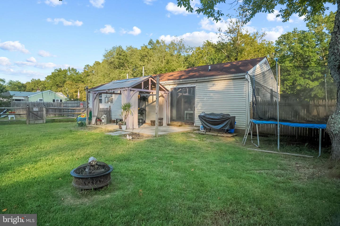 119 Berti St Property Photo 19