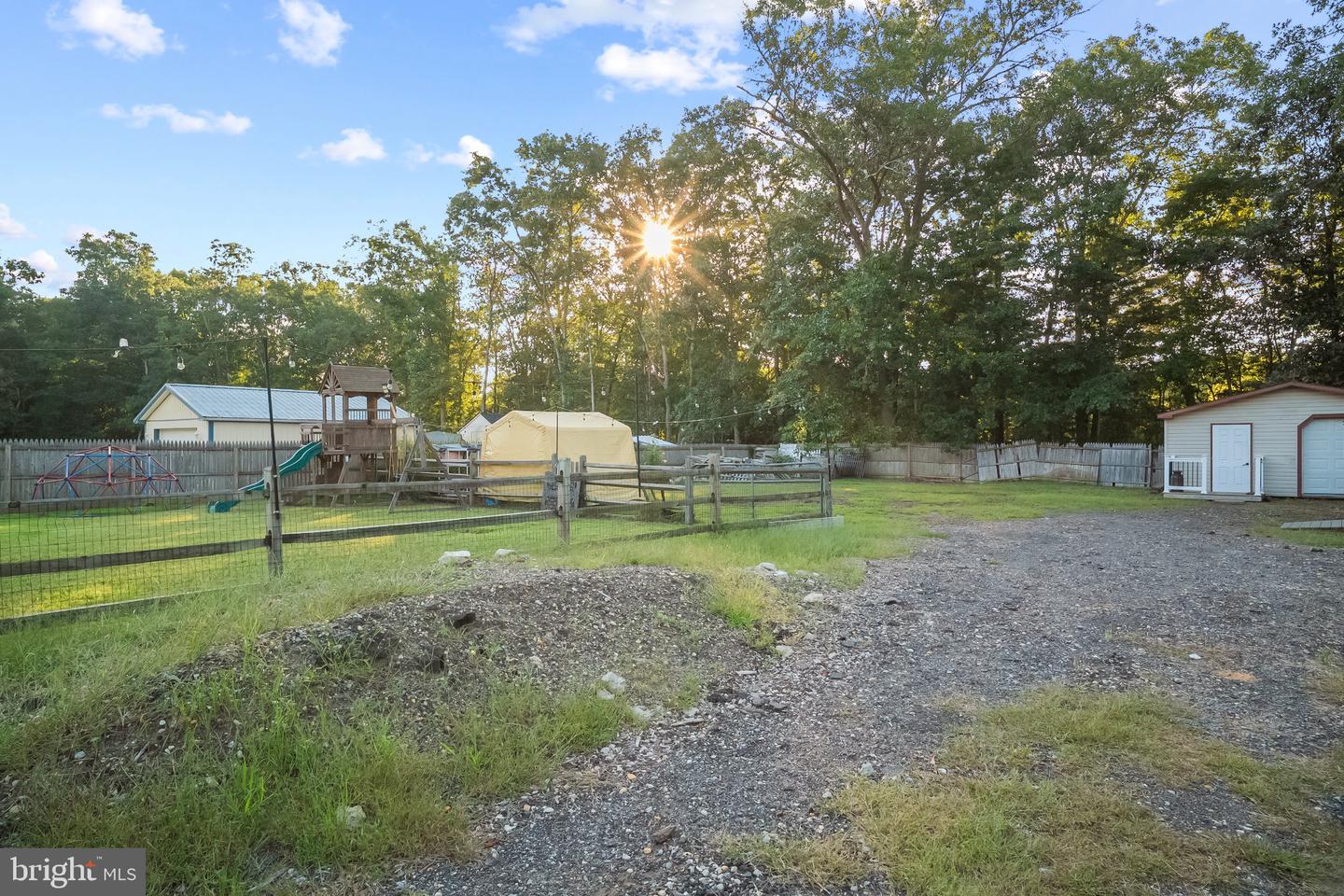 119 Berti St Property Photo 22