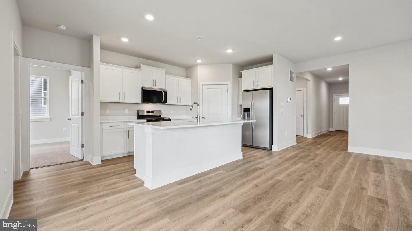 2 Santa Monica Rd Property Photo 5