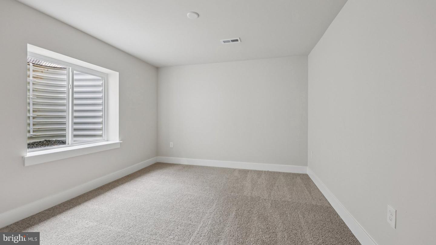 2 Santa Monica Rd Property Photo 24
