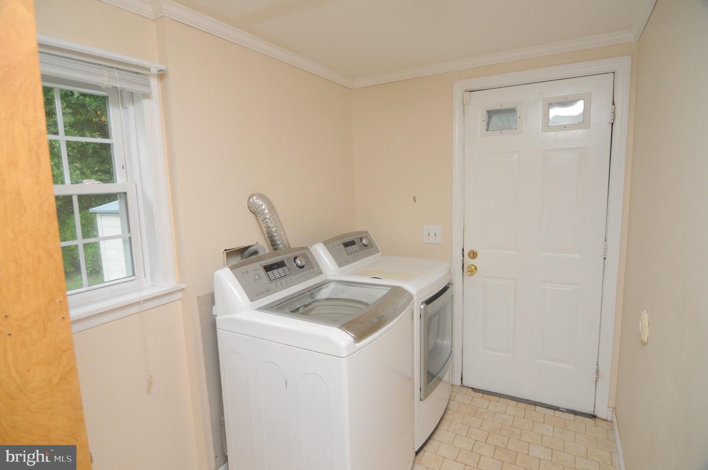 279 Mayflower Dr Property Photo 24