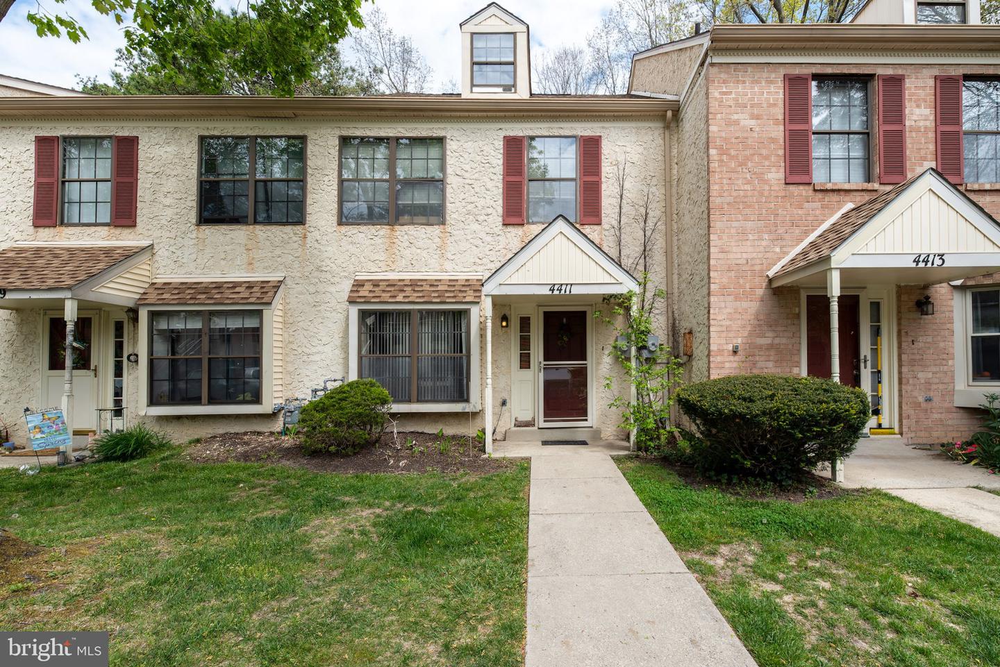 4411 YORKTOWN PL Property Photo 1