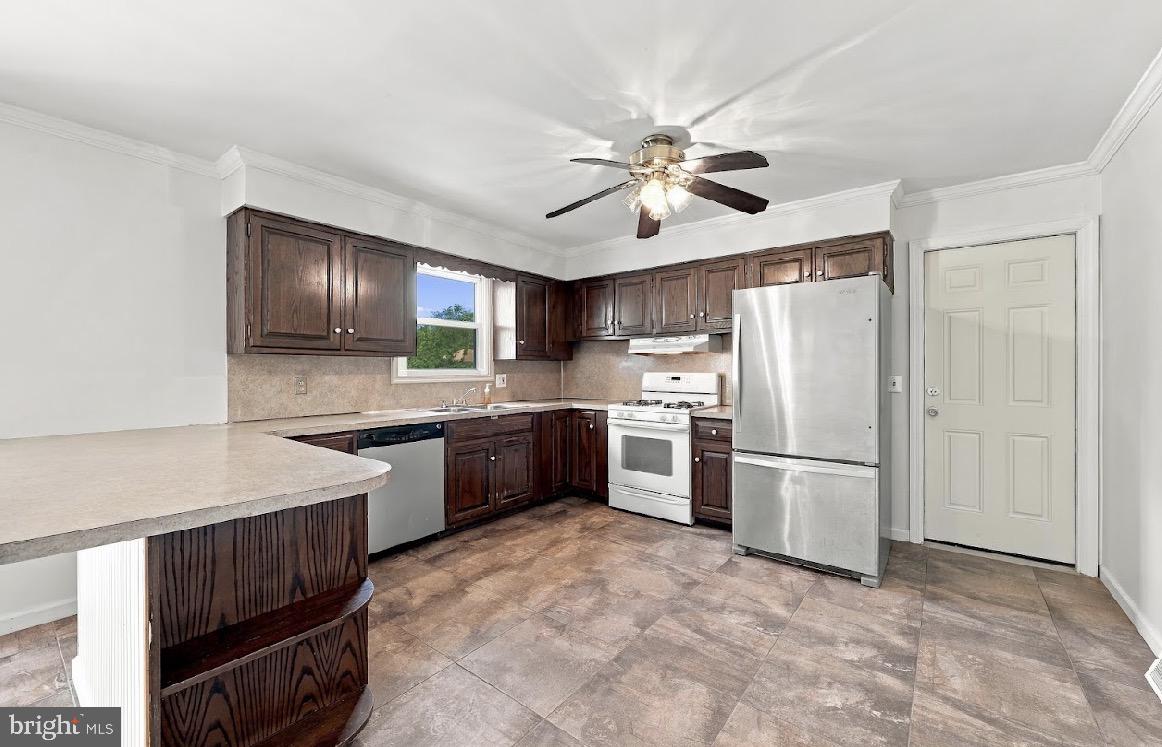 NJAC2026676 Property Photo 33