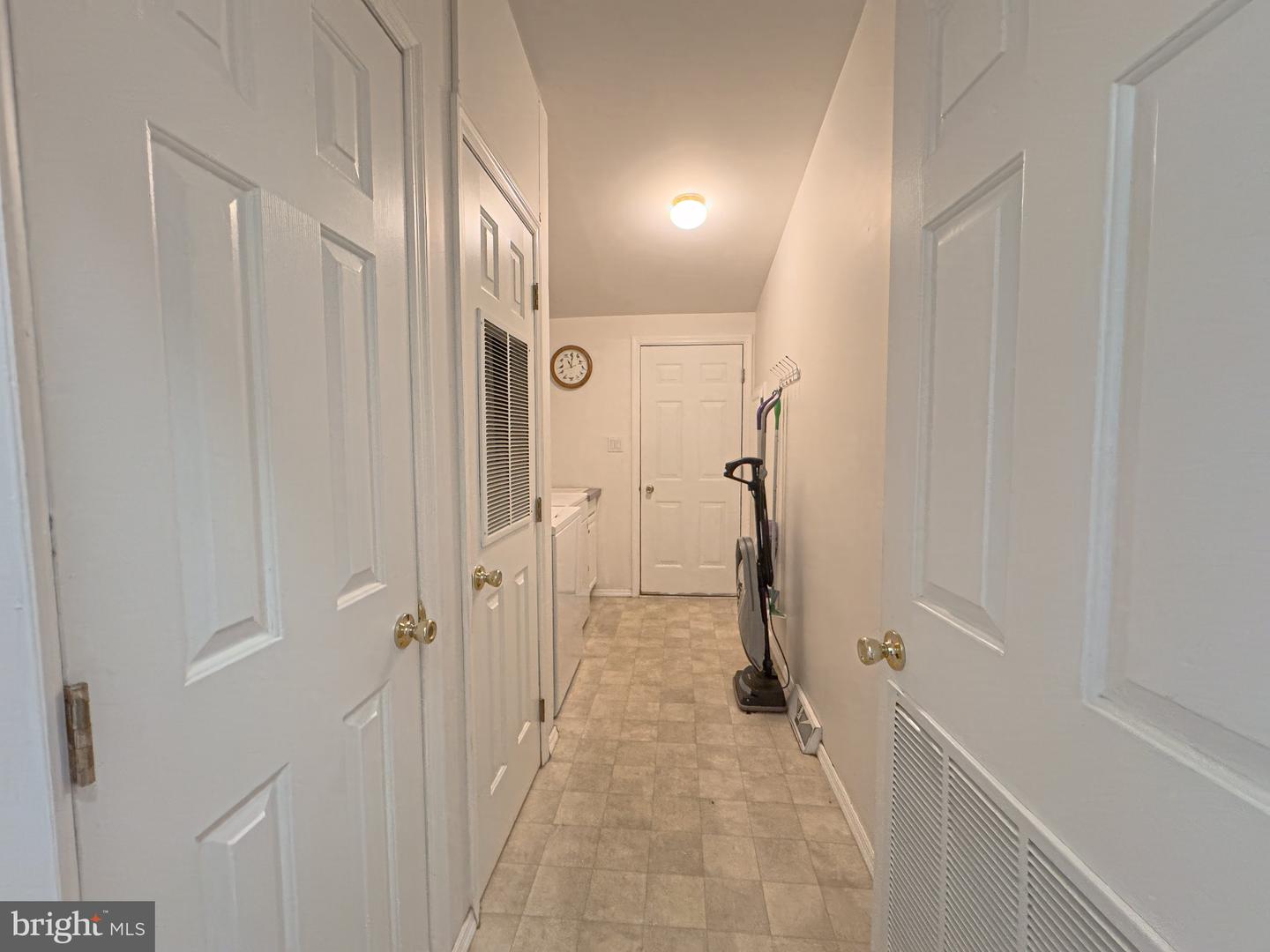 287 Pebble Beach Dr Property Photo 23