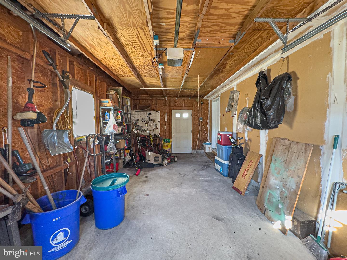 287 Pebble Beach Dr Property Photo 26