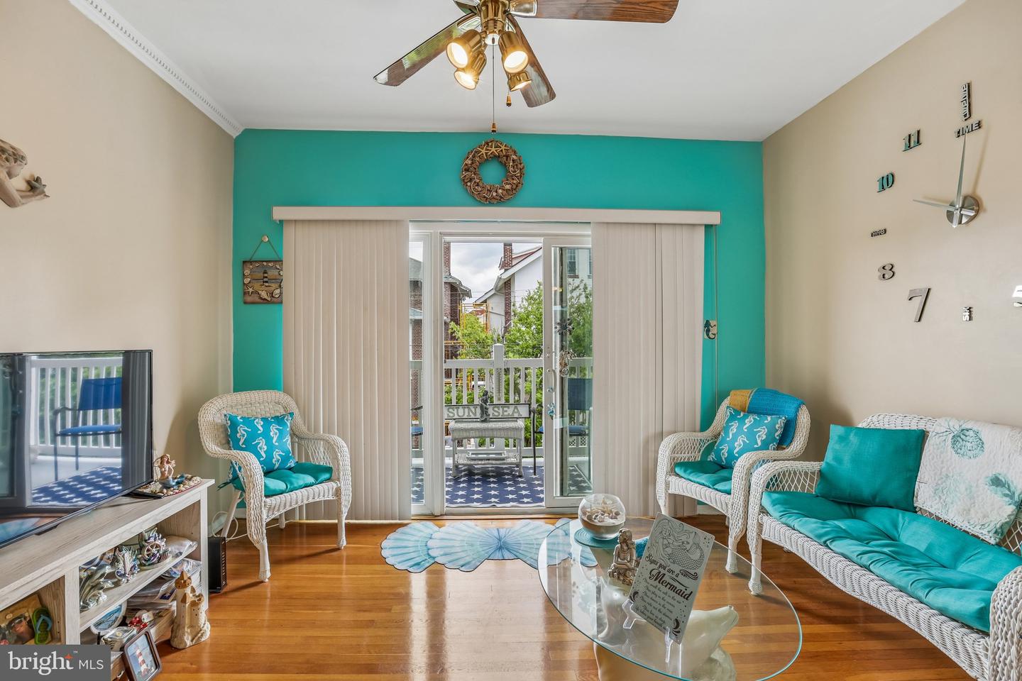 2 Montgomery Ave #b1 Property Photo 2