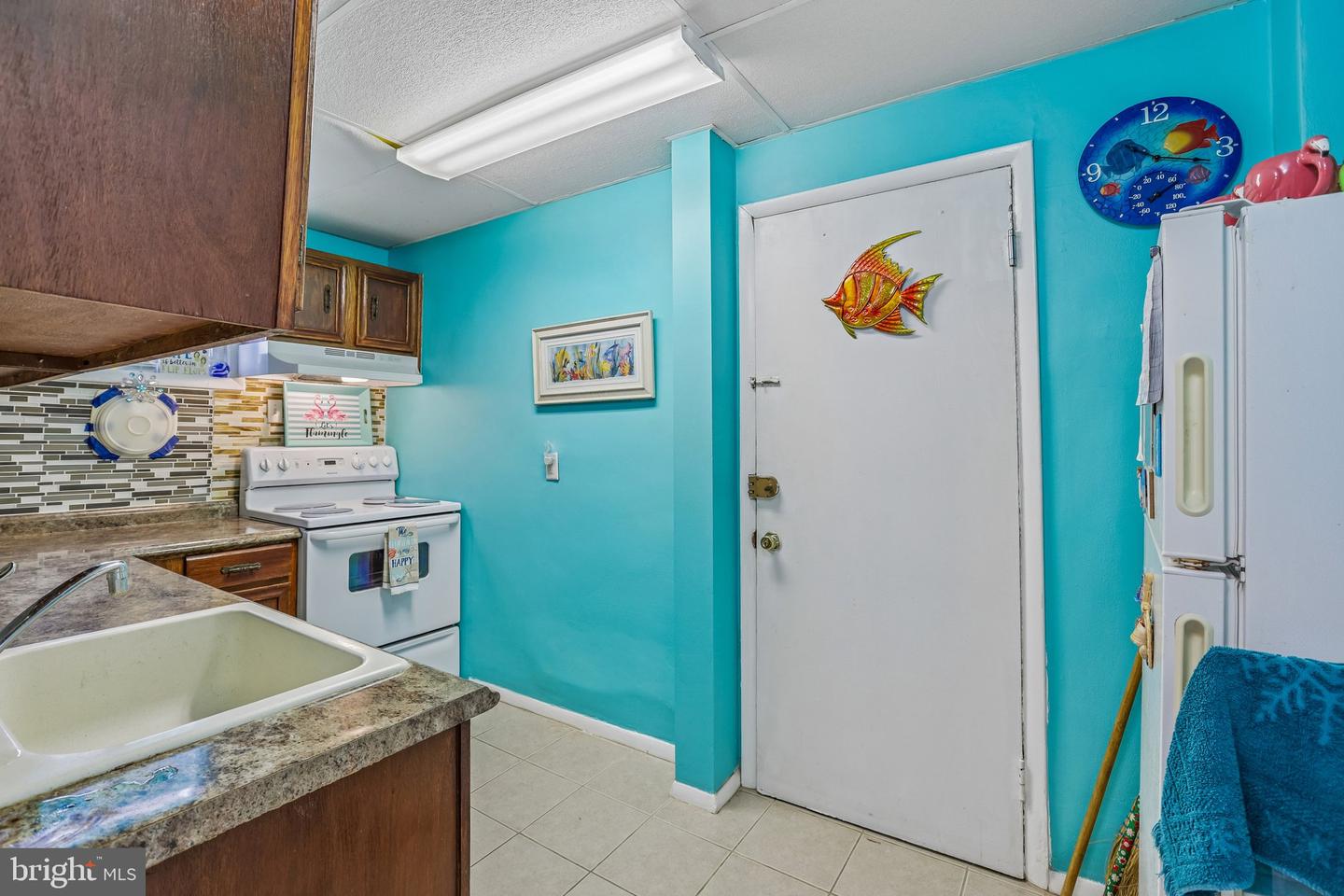 2 Montgomery Ave #b1 Property Photo 10
