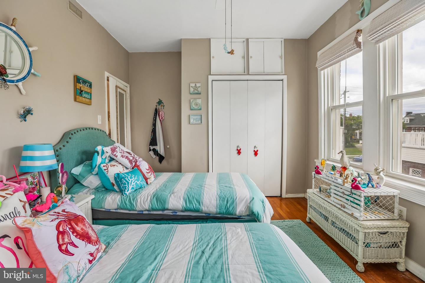 2 Montgomery Ave #b1 Property Photo 17