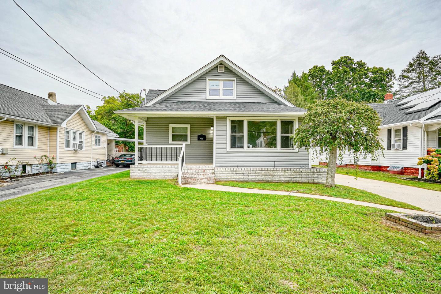 436 Peach St Property Photo 1