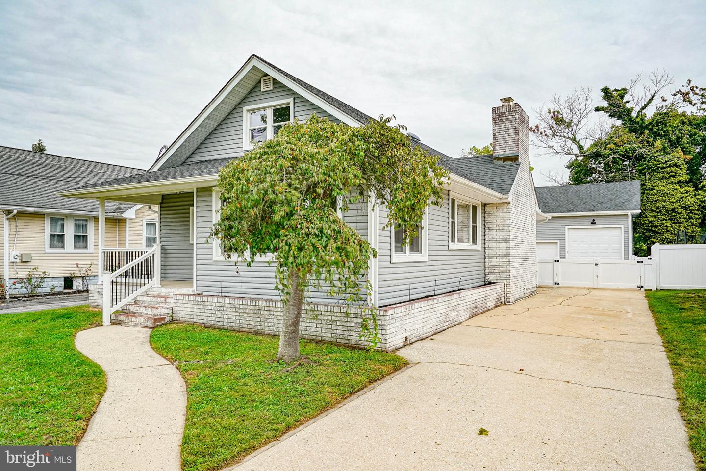 436 Peach St Property Photo 4