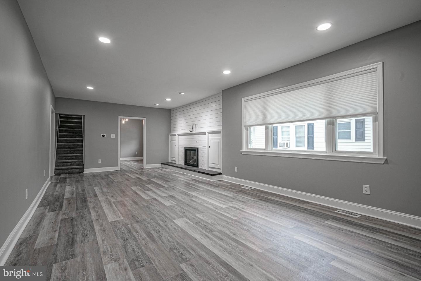 436 Peach St Property Photo 11