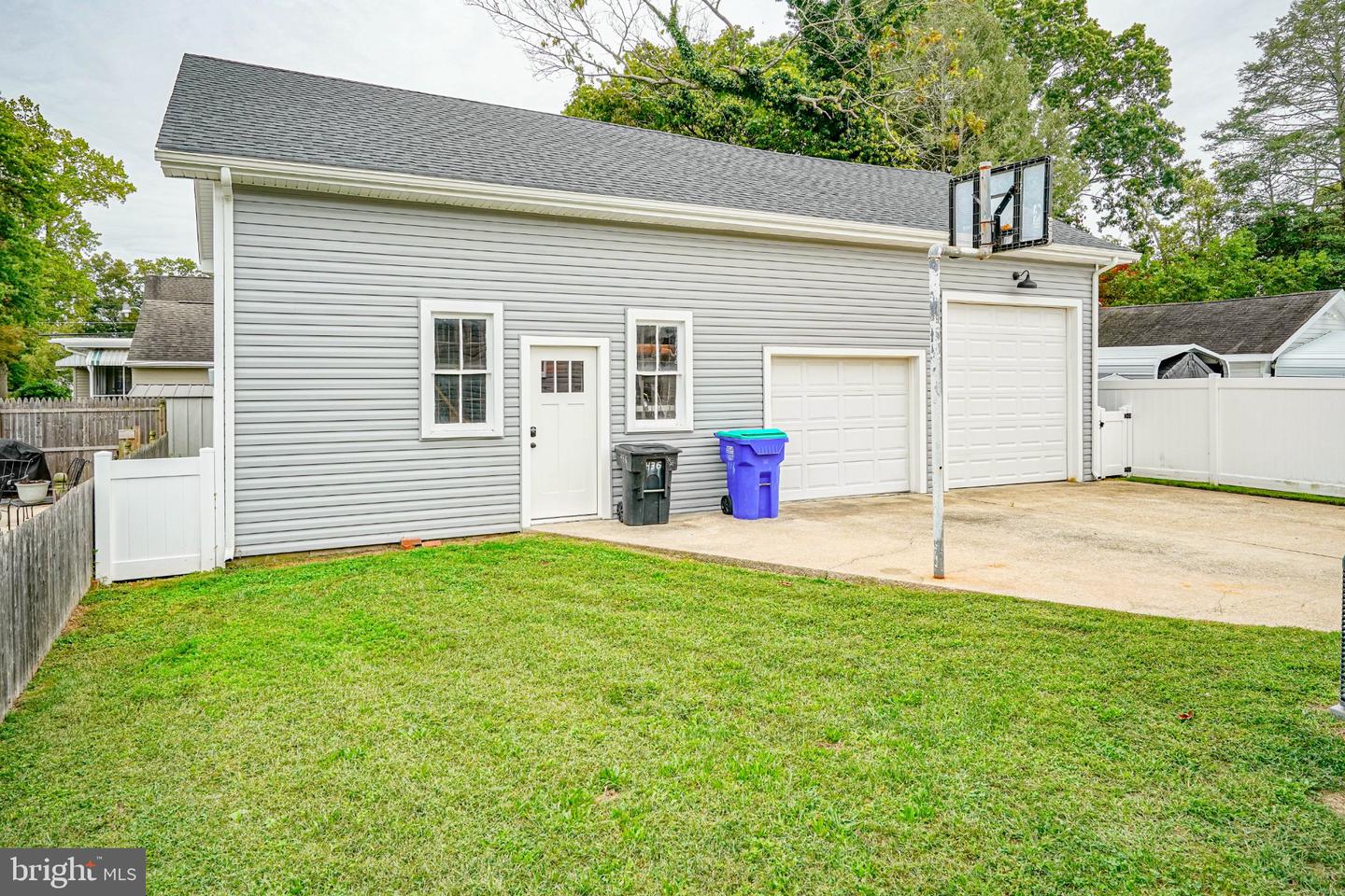 436 Peach St Property Photo 48
