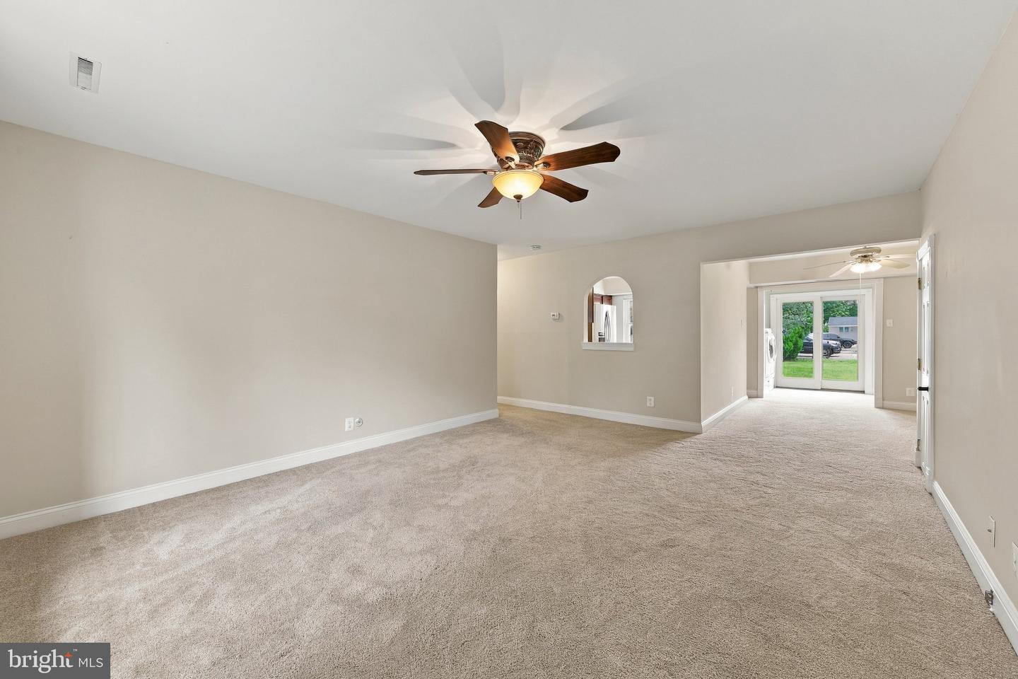 NJAC2026944 Property Photo 2