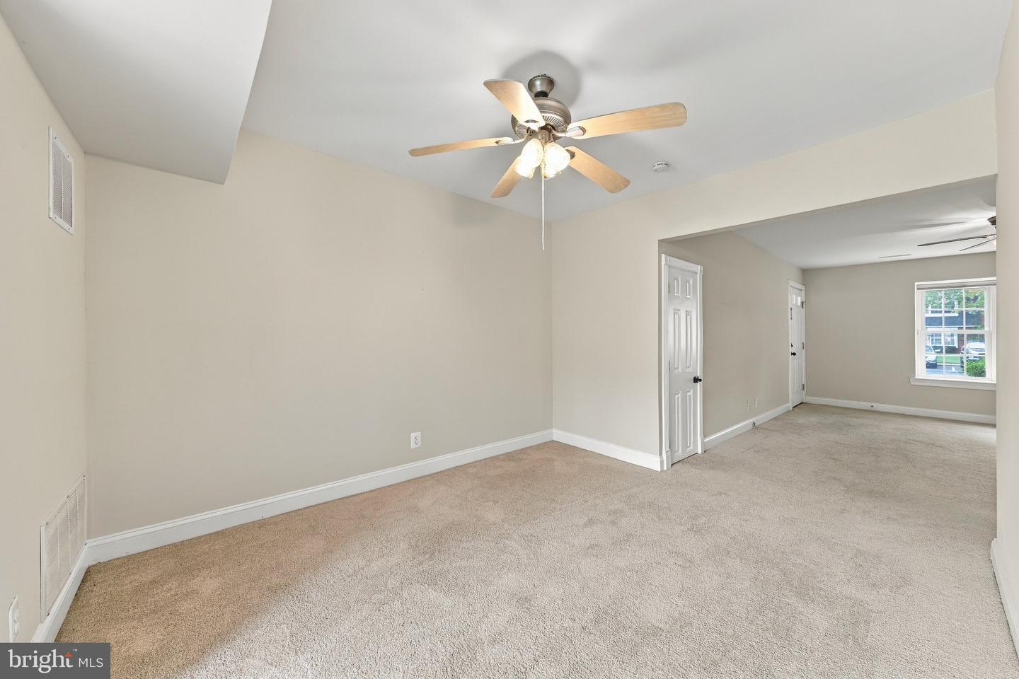 NJAC2026944 Property Photo 10