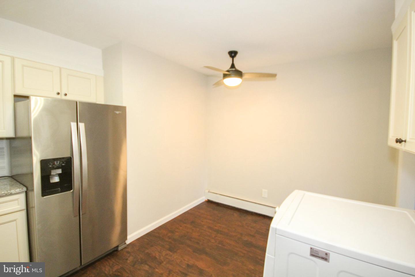5423 Suffolk Ct Property Photo 10