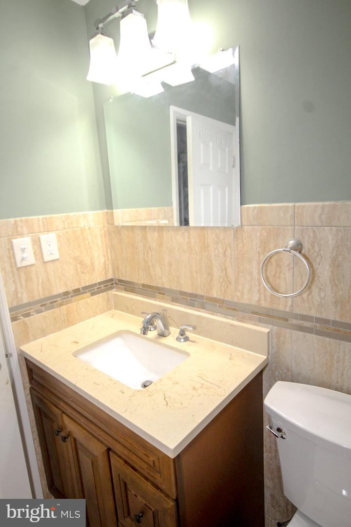 5423 Suffolk Ct Property Photo 14