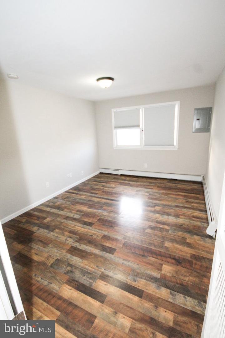 5423 Suffolk Ct Property Photo 19