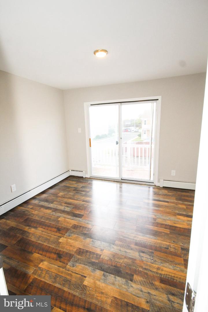 5423 Suffolk Ct Property Photo 22