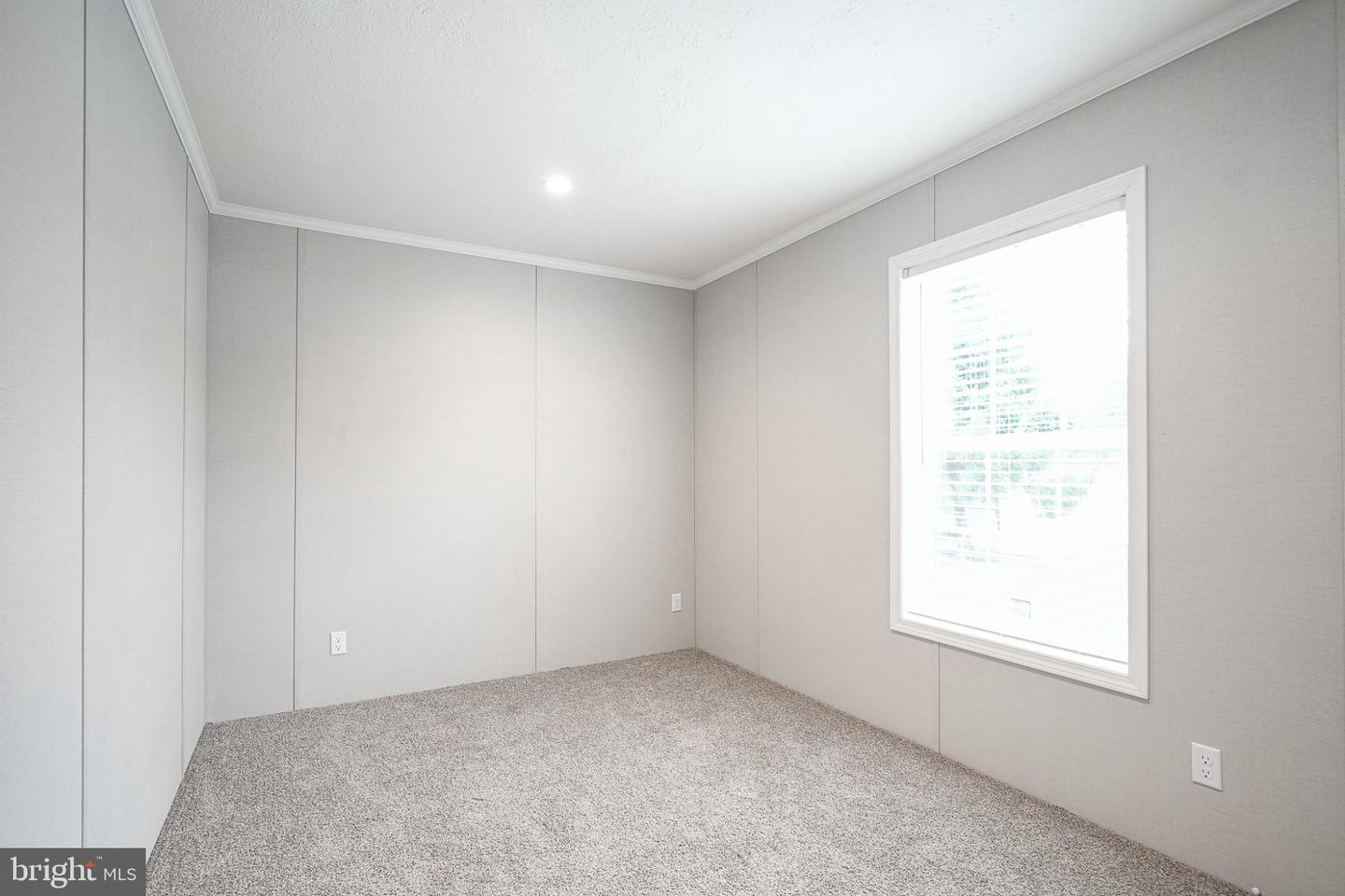 110 Moss Ln Property Photo 18