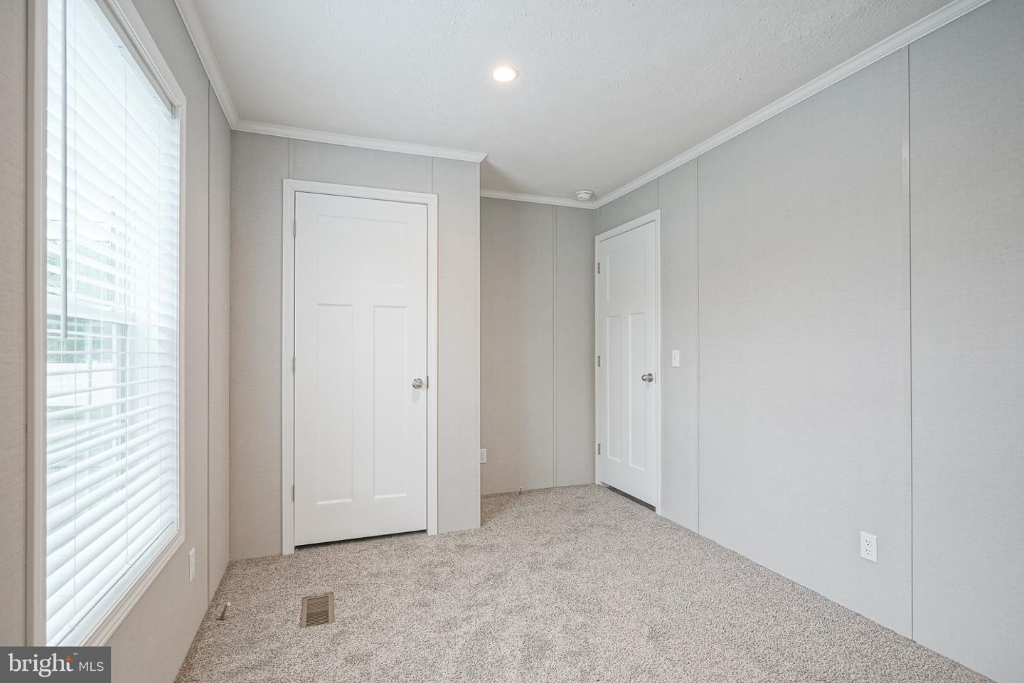 110 Moss Ln Property Photo 19