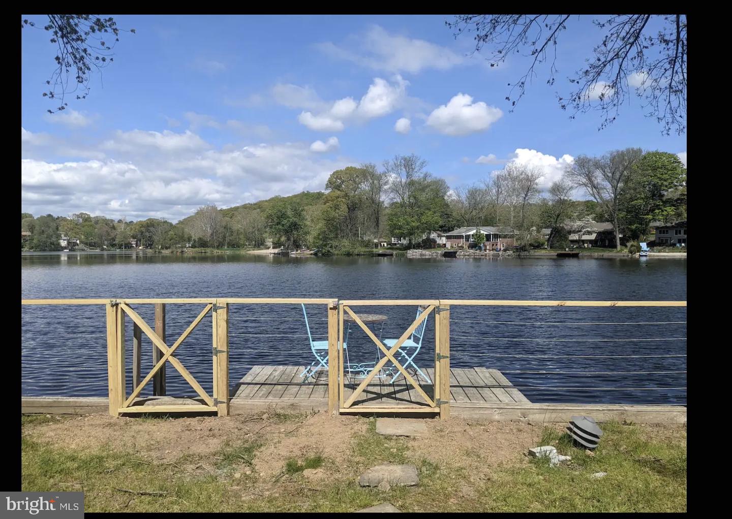 191 Lakeshore Dr Property Photo 35