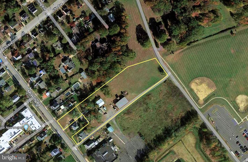 1605 Burlington Mt Holly Road Property Photo 1