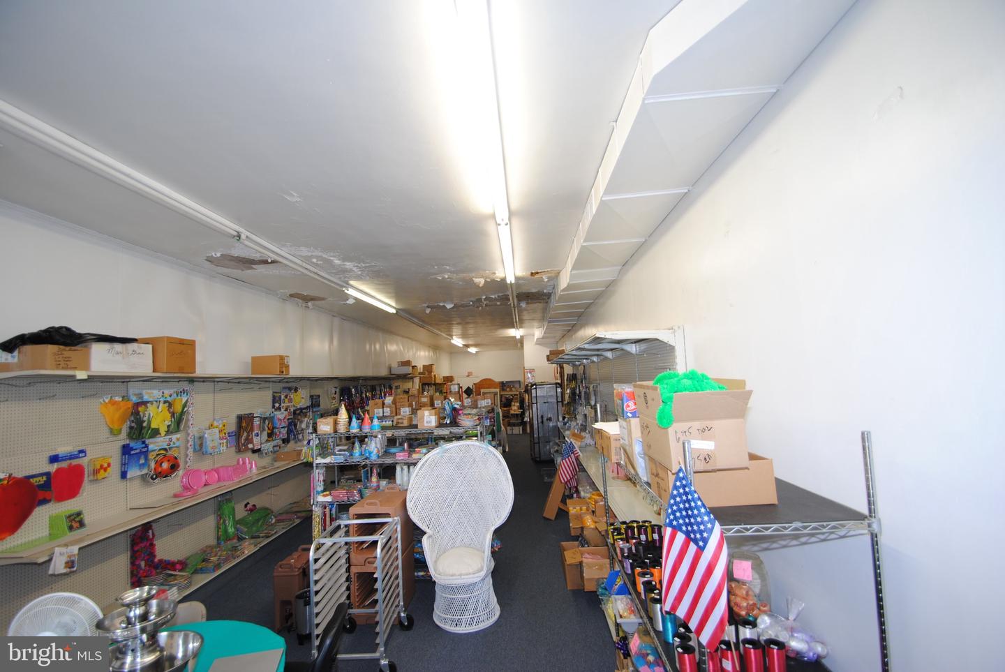 35 E Broad St Property Photo 9