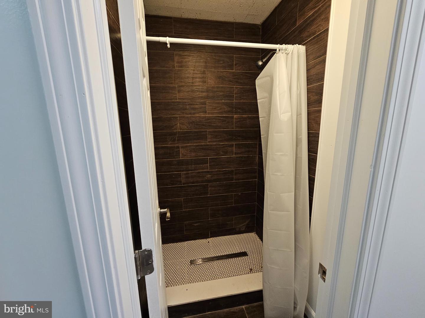 666 Madison Ave Property Photo 17